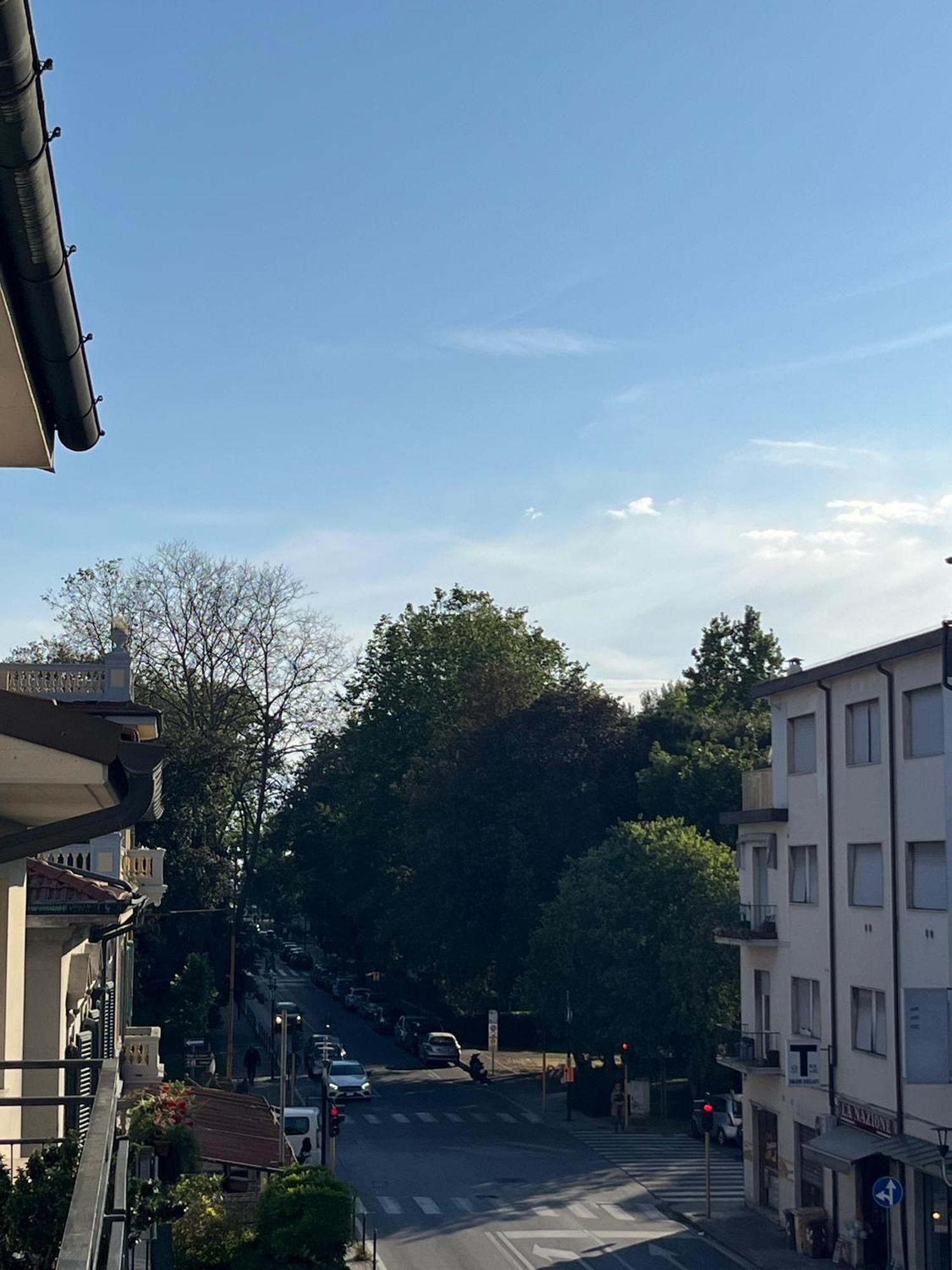 Appartamento Marco Polo Viareggio Exterior foto
